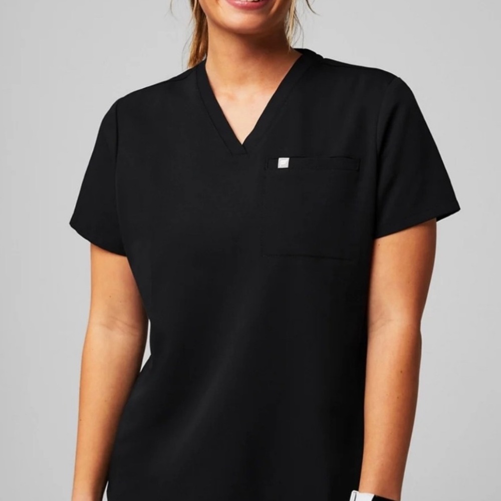 Fabletics Black V-Neck Scrub Top